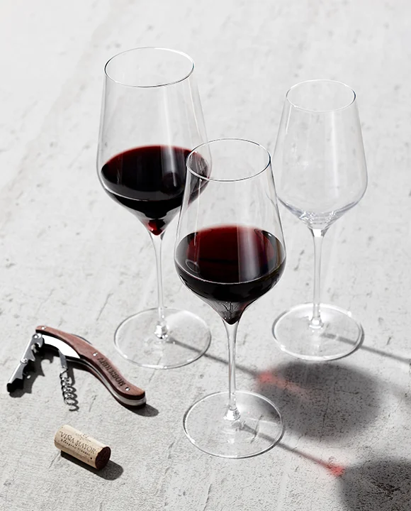 beyond-the-classics-uncovering-italys-best-kept-viticultural-secrets