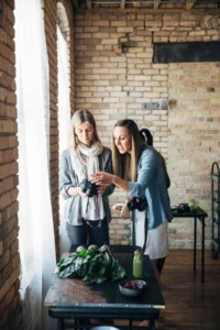 from-tiny-studios-to-creative-hubs-the-evolution-of-the-pinch-of-yum-photography-workshops