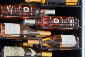 the-art-of-the-reveal-how-wine-enthusiasts-vinoview-redefined-the-modern-cellar