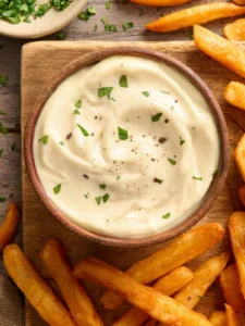 the-science-and-economics-of-the-five-minute-emulsion-why-scratch-made-garlic-aioli-rules-the-modern-kitchen