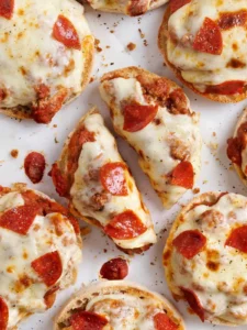 retro-revival-how-the-nostalgic-school-cafeteria-pizza-burger-is-making-a-budget-friendly-comeback-in-modern-kitchens