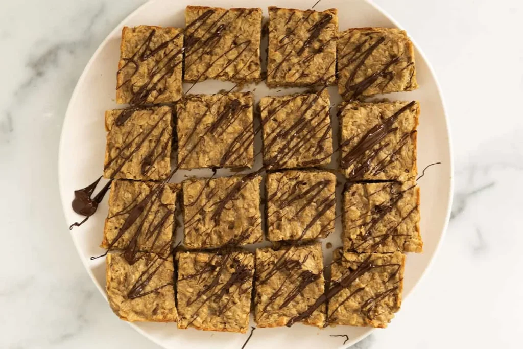 the-ultimate-kitchen-hack-mastering-the-5-ingredient-peanut-butter-oatmeal-bar