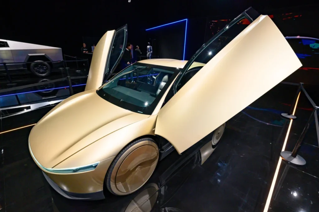 collision-course-teslas-cybercab-debut-overshadowed-by-federal-scrutiny