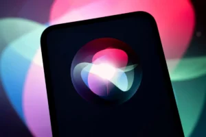 the-siri-paradox-why-apples-ai-revolution-is-facing-a-quiet-identity-crisis